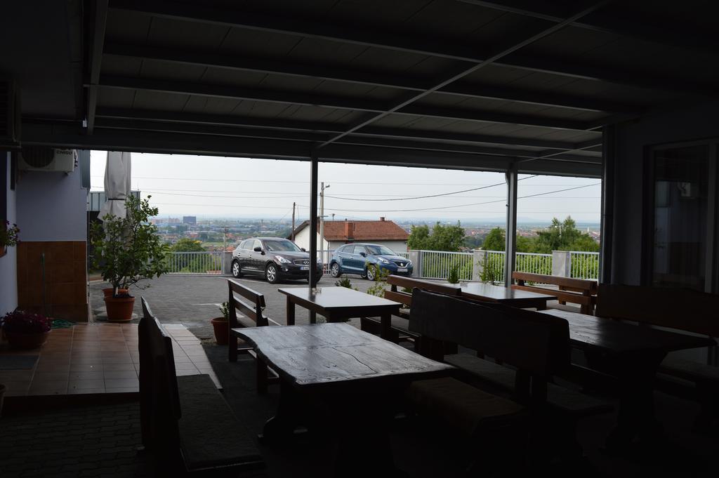 Pansion Antonio Slavonski Brod Exterior foto