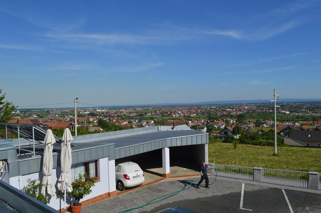Pansion Antonio Slavonski Brod Exterior foto