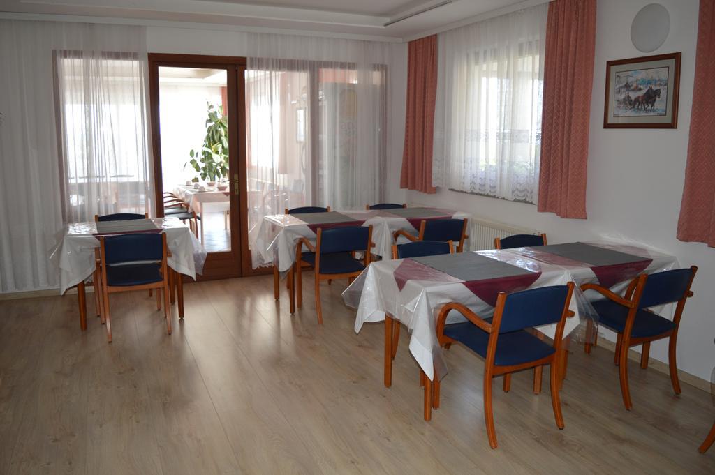 Pansion Antonio Slavonski Brod Exterior foto